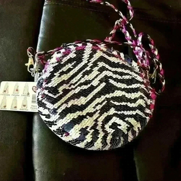 Ty zebra print bag with tags 6 ways to wear in new shape super cute flip sequins - Picture 3 of 4